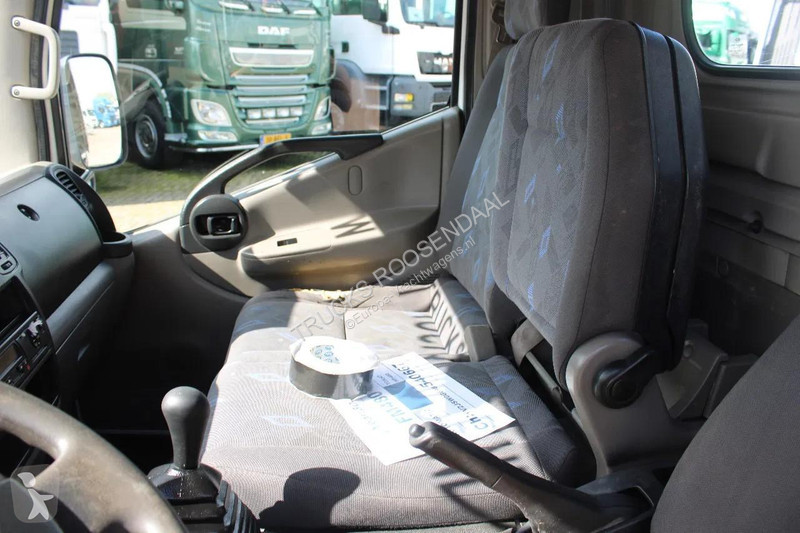 شاحنة Nissan 45.13 + EURO 4 + C patent + tipper...