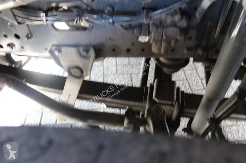 شاحنة Iveco 310 + 6X2 EURO 5 + CARRIER + LIFT