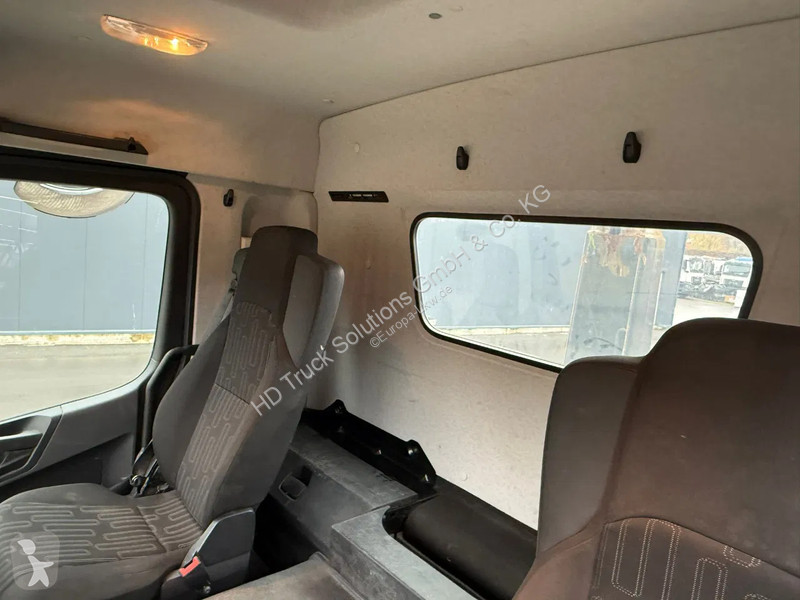 شاحنة Mercedes 1832 Mercedes-Benz 1832 L 4x2...