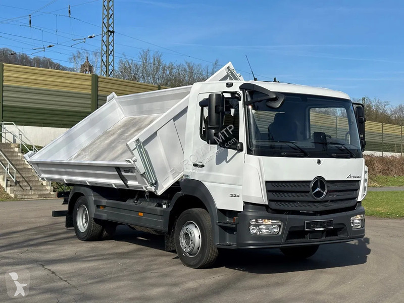 شاحنة Mercedes 1024 Mercedes-Benz 1224 K...