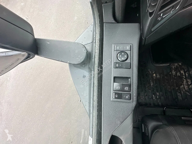 Camion Mercedes 4242 Mercedes-Benz  5 4242 8x4...
