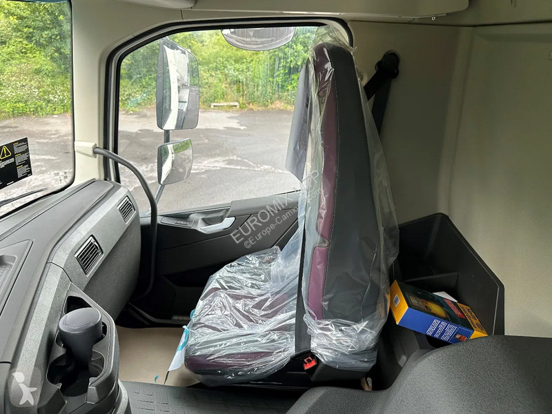 شاحنة Volvo 500 Volvo  500 8X4 Retarder...