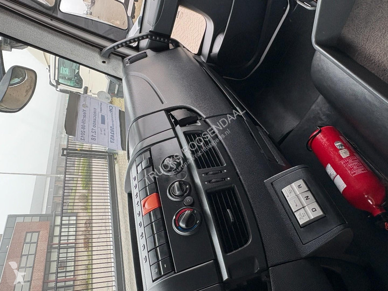 شاحنة Iveco 120E18 + euro 5 + lift