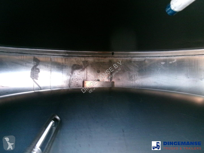 Lastbil Volvo 280 4x2 fuel tank 13.3 m3 / 4 comp