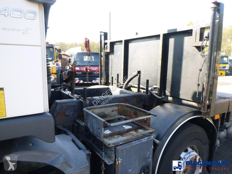 شاحنة Volvo 400 8x2 RHD platform