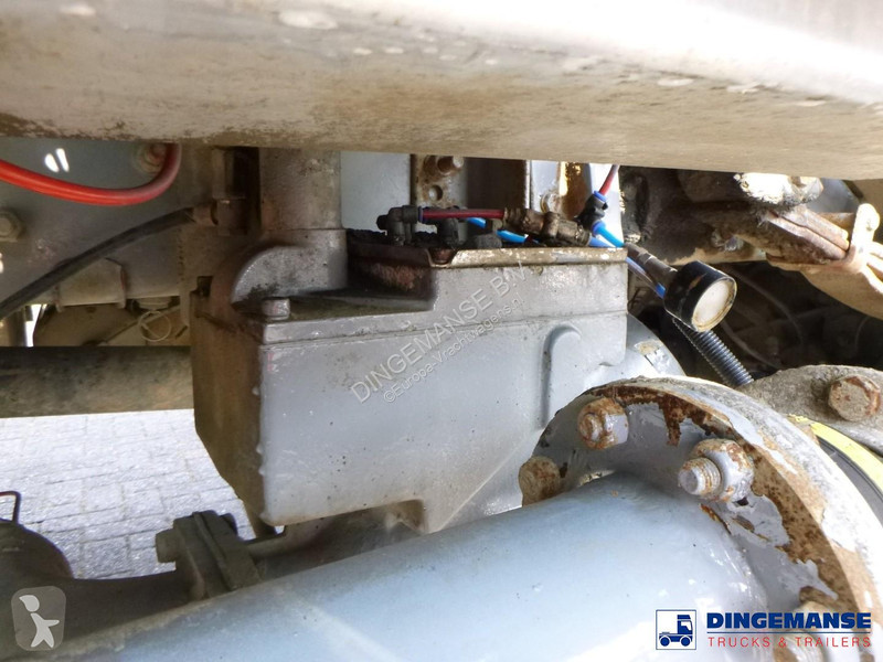 شاحنة Scania 230 DB 4x2 RHD fuel tank 12.4 m3 /...