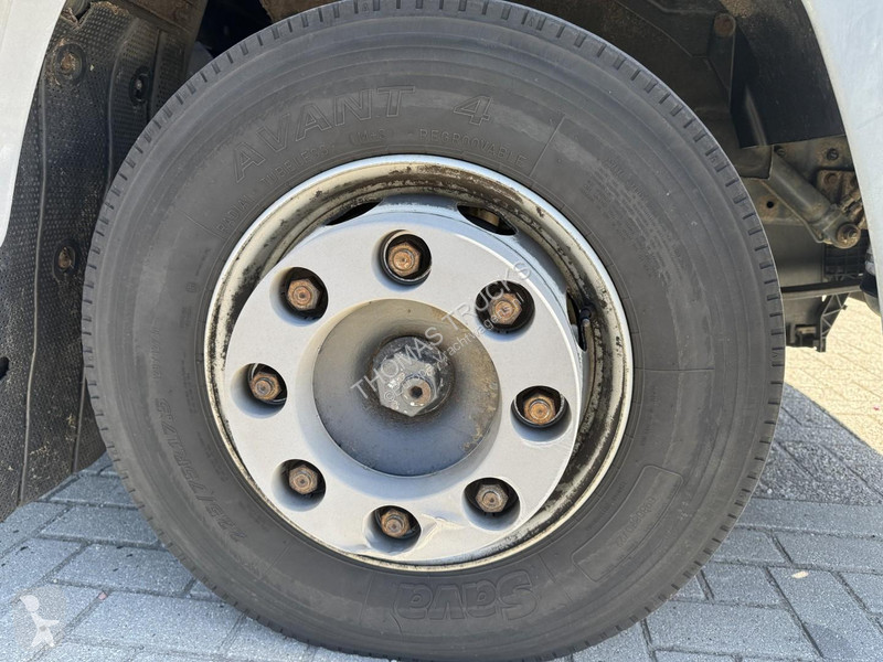 شاحنة Iveco 100E17
