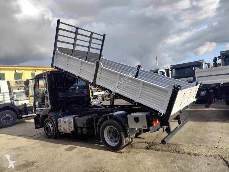 شاحنة Iveco