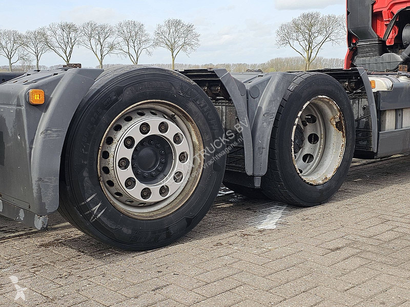 شاحنة MAN TGX XXL 6X2-4