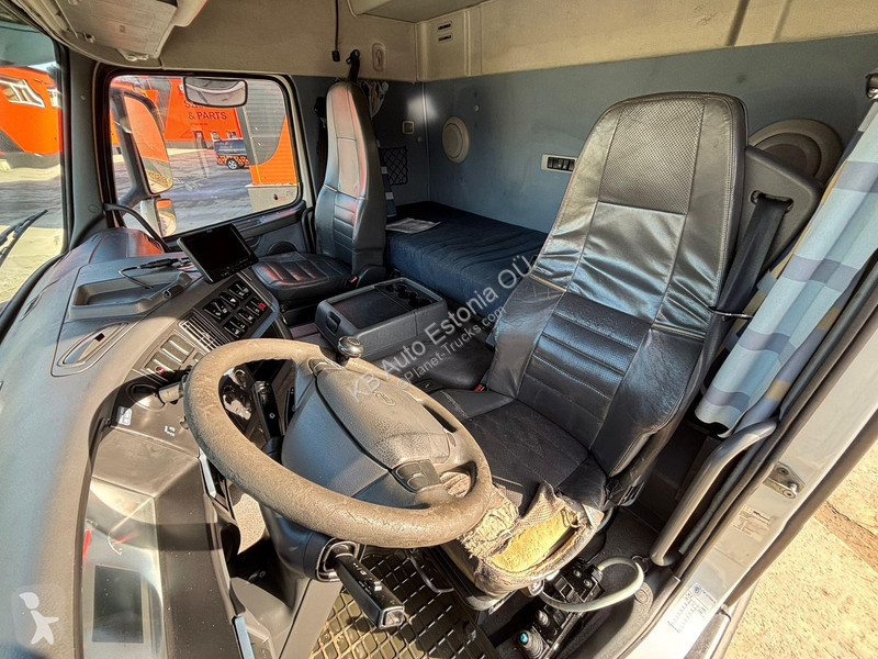 Ciężarówka Volvo 440 8x4*4 PK 27002 / PALIFT...