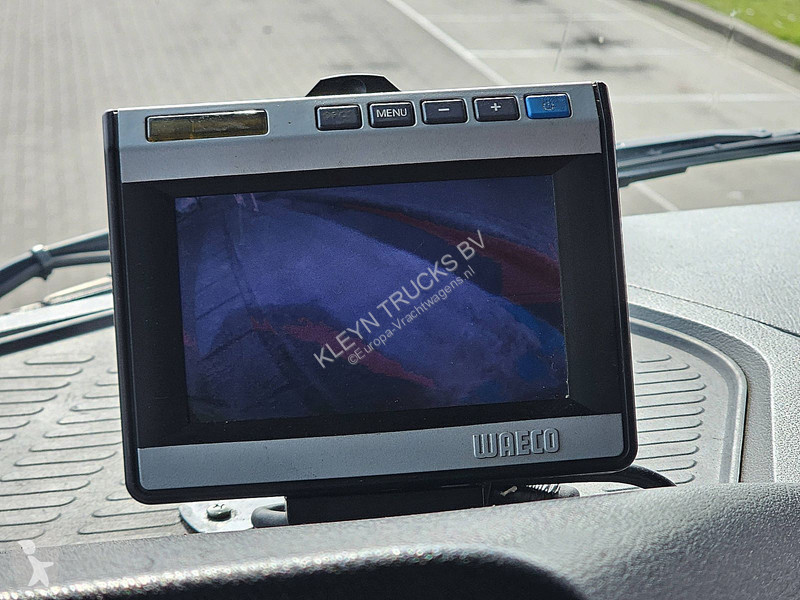 شاحنة Mercedes ANTOS 1835 FRIGO TAILLIFT