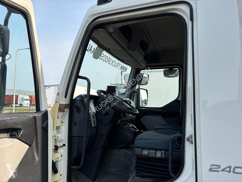 شاحنة Volvo FL 240 + THERMO KING + CHEREAU +...