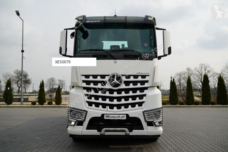 شاحنة Mercedes AROCS 2658