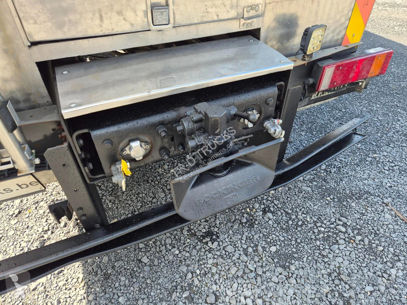 شاحنة Renault 420 - 11000L INSULATED INOX TANK...
