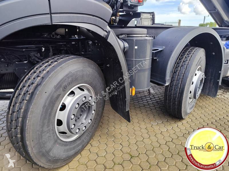 شاحنة Iveco