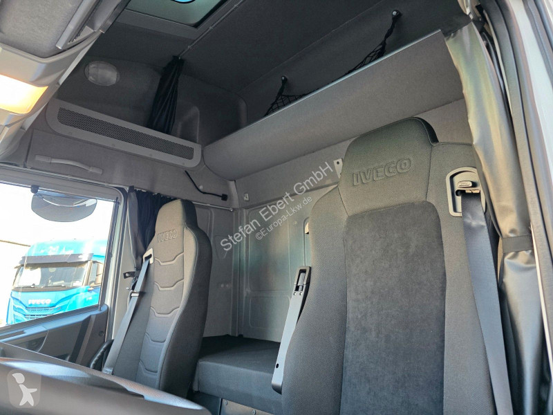 شاحنة Iveco ML80E21/P LBW 1.000kg L-Haus