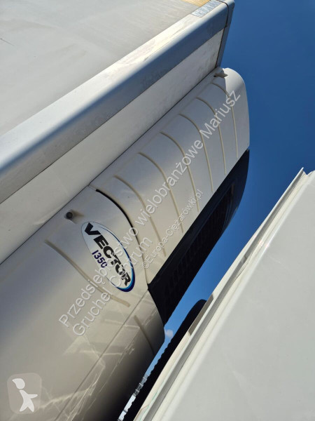 Камион Volvo FM 340 / CARRIER I350 / LIFT ZEPRO