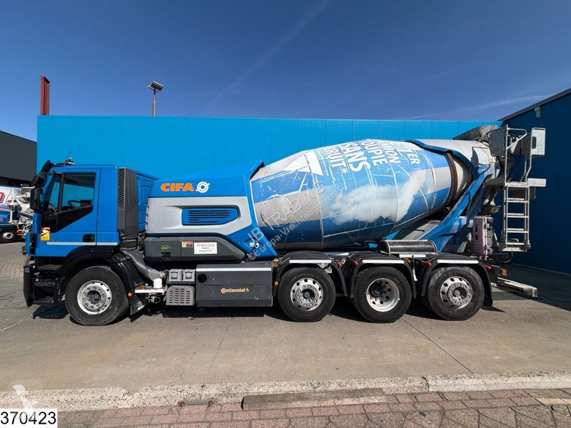 شاحنة Iveco 300 CNG 8x2, EURO 6, CIFA 9m3, CNG,...
