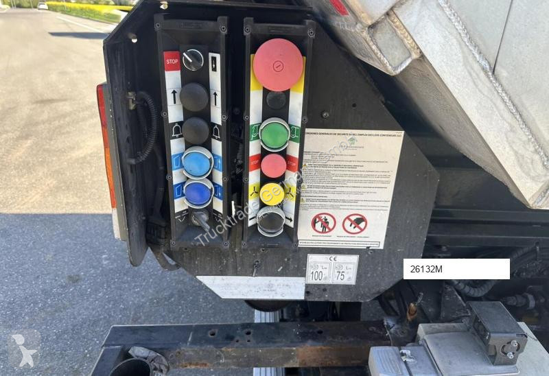 شاحنة Iveco 676 70C17