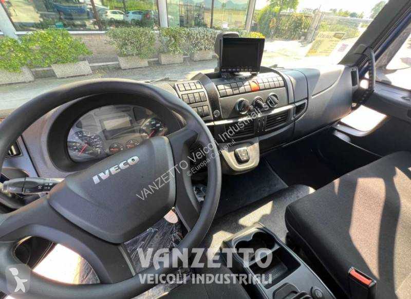 شاحنة Iveco