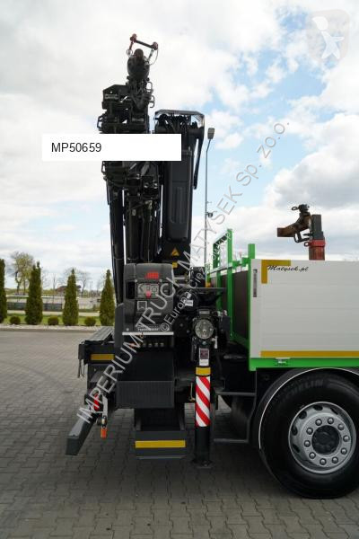 شاحنة Mercedes X-HIPRO 302