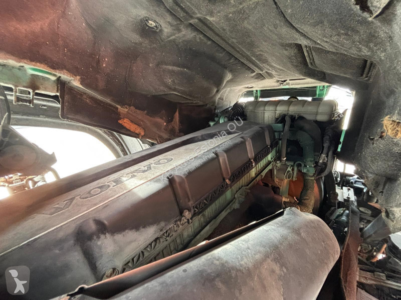 شاحنة Volvo 460 8x4*4 FOR SALE AS CHASSIS / 9...