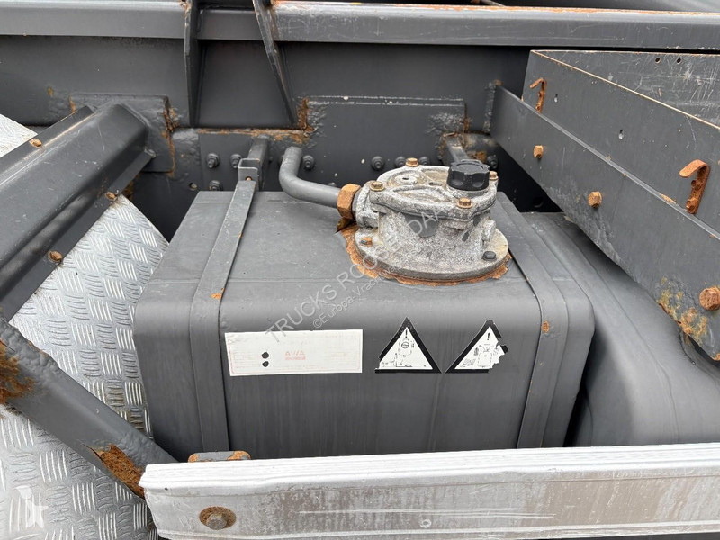 شاحنة Renault 370DXI + HMF 1430 K3 + 6X4 +...