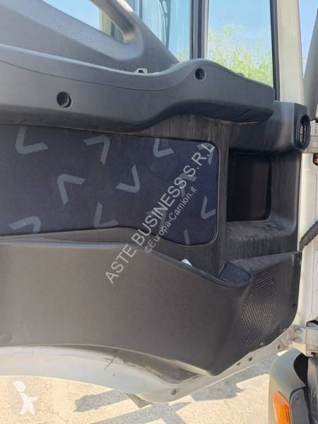 شاحنة Iveco