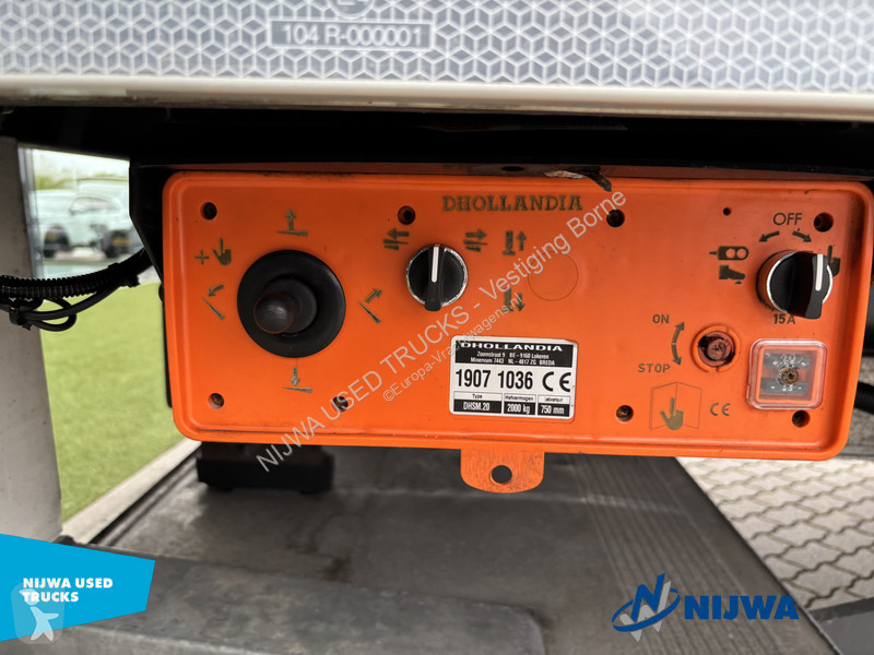 شاحنة Renault D WIDE 4x2 Schuifzeil + Laadklep 0KG