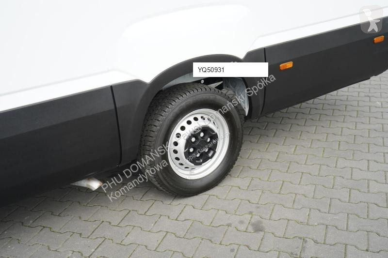 Samochód dostawczy Iveco / DAILY / 35S14 / 2,3...