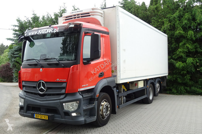 شاحنة Mercedes 2840 Syp euro 6 chłodni 3 osie...