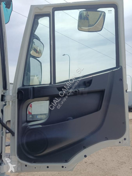 شاحنة Iveco  IG140E2CA