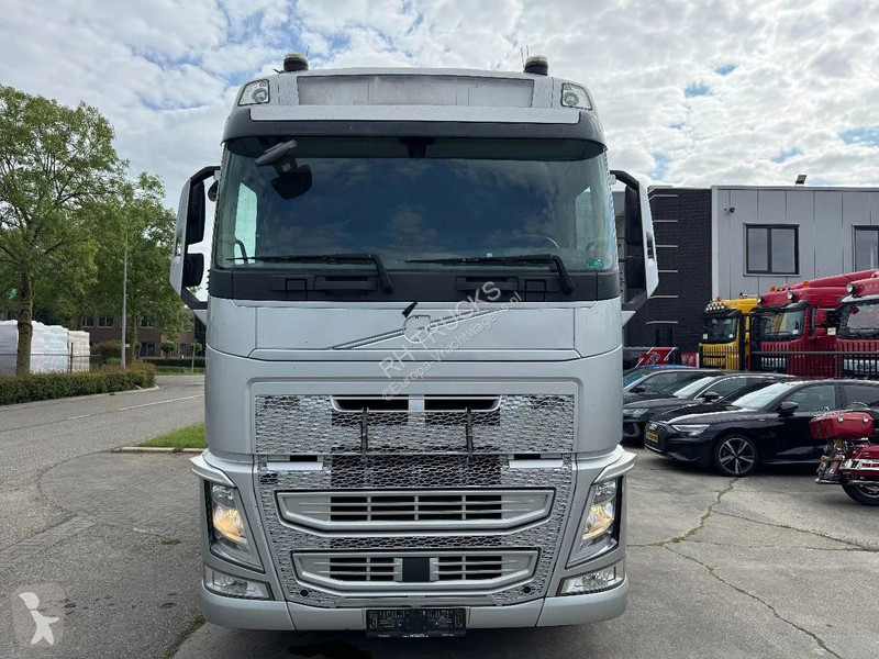 شاحنة Volvo 460 6X2 PALFINGER 23001 + REMOTE...