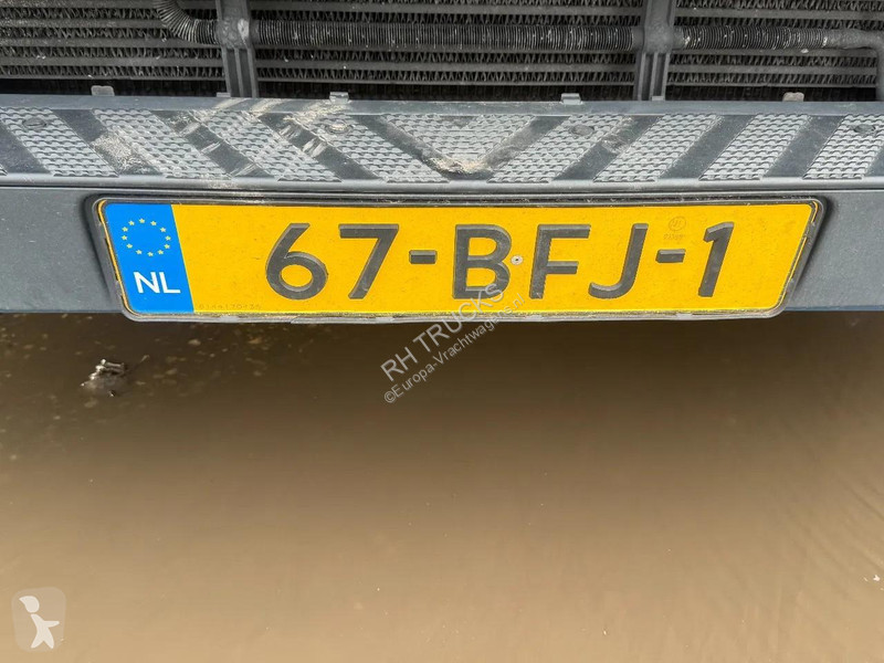 شاحنة Mercedes 1824 4X2 EURO 6 + THERMO KING +...
