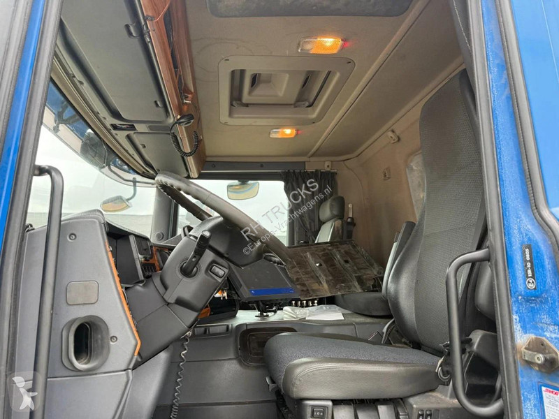 شاحنة Scania P400 8X2 EURO 5 - TANK 21.700 ITER