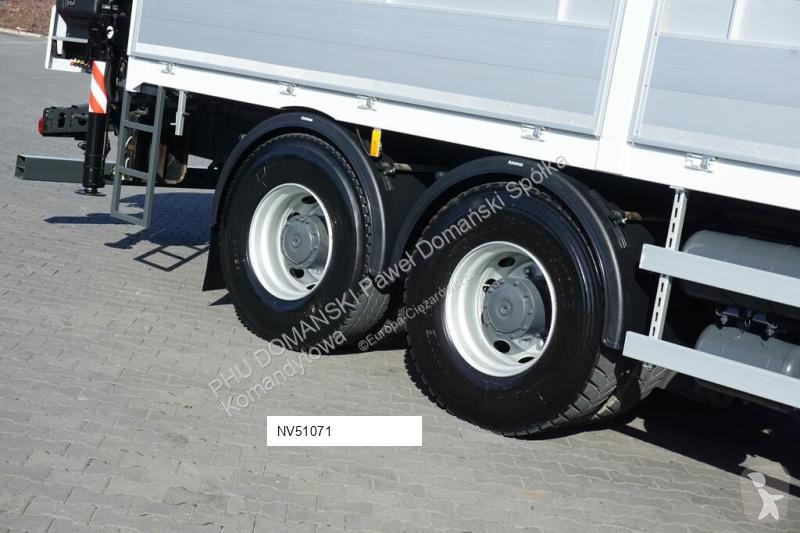 Camion Mercedes 228 E – 4