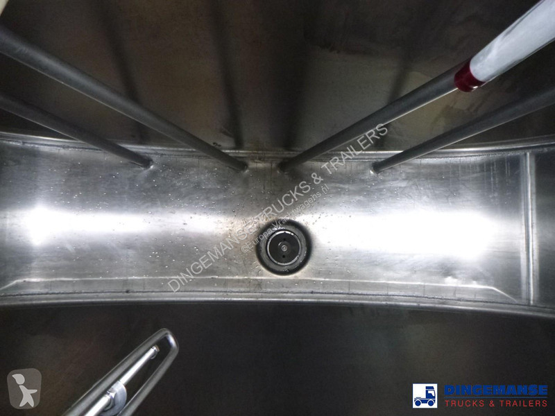 شاحنة Renault 270.19 4x2 fuel tank 13.3 m3 / 4...