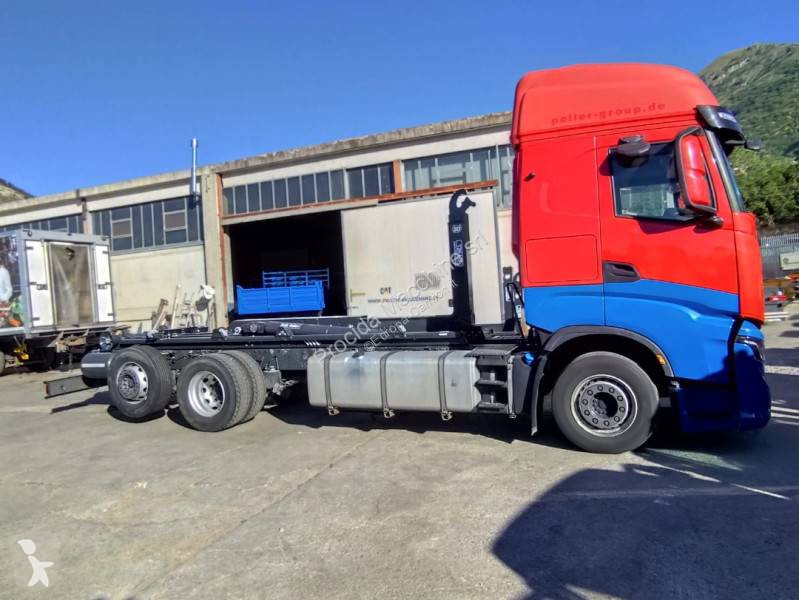 شاحنة Iveco