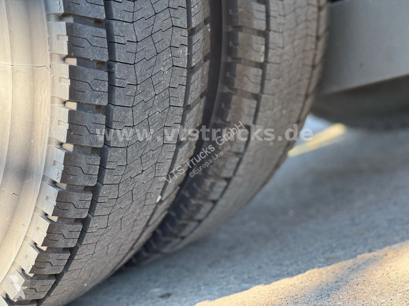 شاحنة Mercedes 2551 L 6x2...