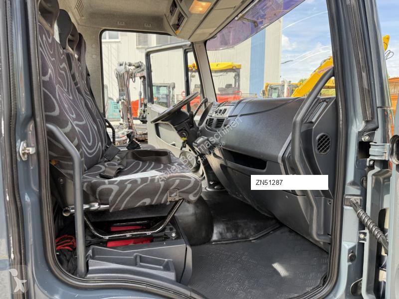 شاحنة Iveco 100E22