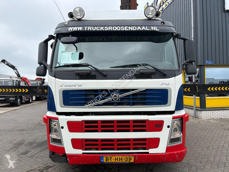 شاحنة Volvo 400 + HIAB 800 HIPRO E-7 + 8X2 +...