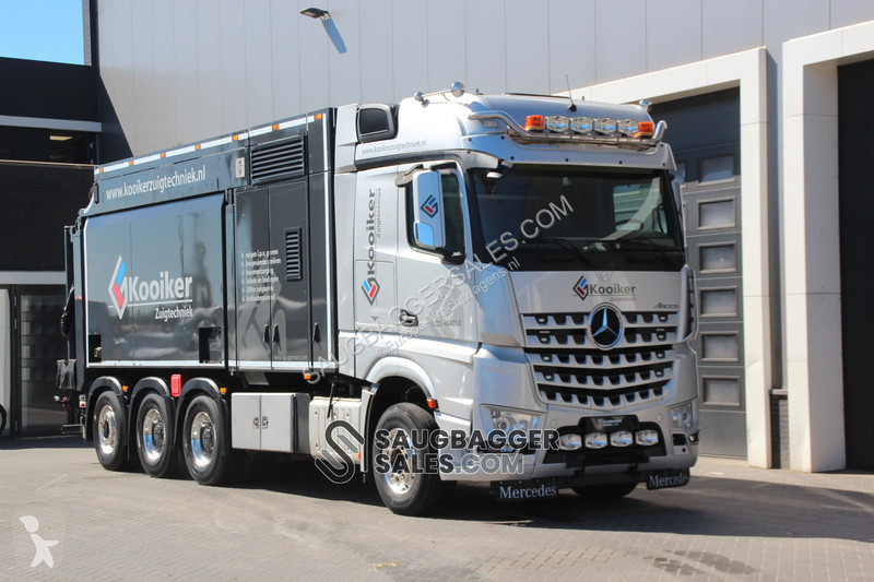 شاحنة Mercedes RSP Saugbagger