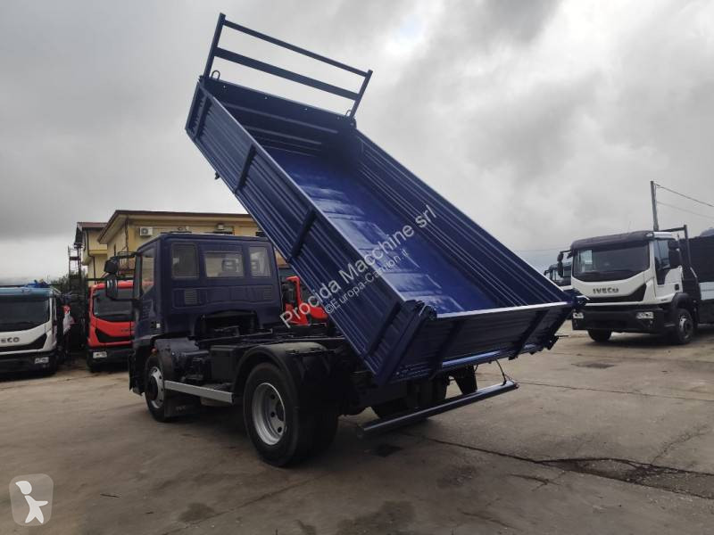 شاحنة Iveco