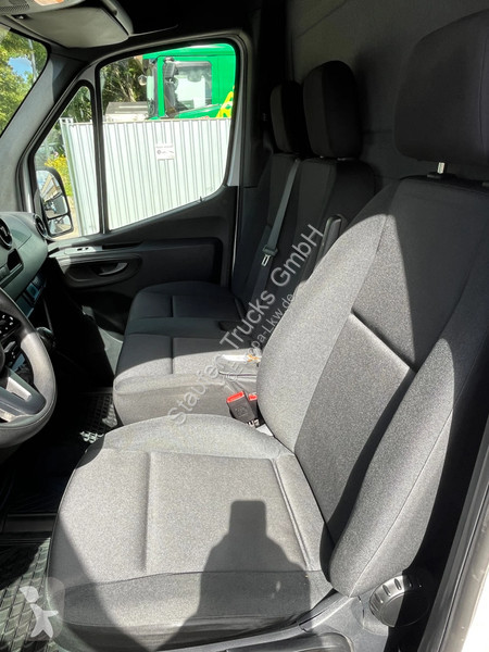 شاحنة Mercedes 317 2 x III, *Tiefkühlkoffer...