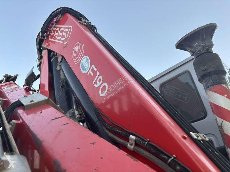 شاحنة Iveco  GRUE TRAKKER 410