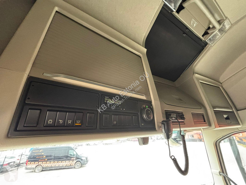 شاحنة Volvo 540 8x4/4 FOR SALE AS CHASSIS /...