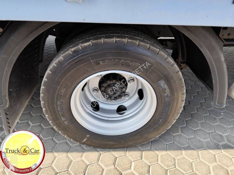 شاحنة Iveco
