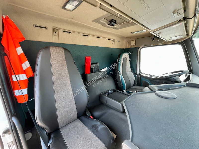 Camion Volvo 330 | Willig A3*14.000ltr/2x...