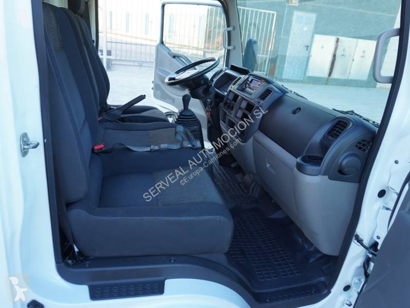 شاحنة Nissan