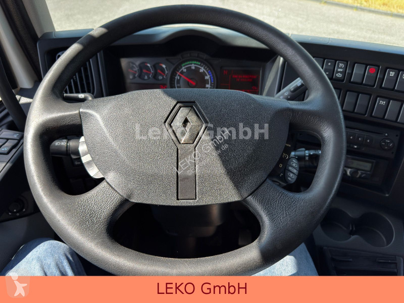 شاحنة Renault D  Mit Carrier Sp 850